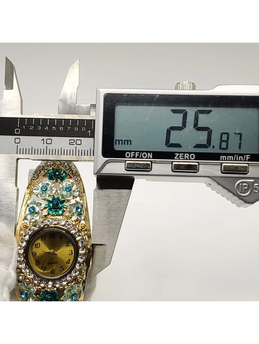 Crystal Floral Watch Women 25mm Gold Tone Green Blue Gold Tone Bangle New Batter